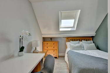 6 bed house, Wrentham Estate, Old Tiverton Road, Mount Pleasant, Exeter, EX46ND - Image 6