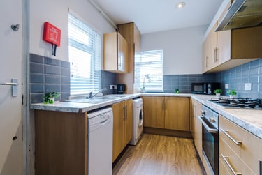 6 bed house, Deuchar Street, Jesmond Vale, Newcastle, NE21JX - Image 3