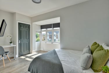 6 bed house, Wrentham Estate, Old Tiverton Road, Mount Pleasant, Exeter, EX46ND - Image 8