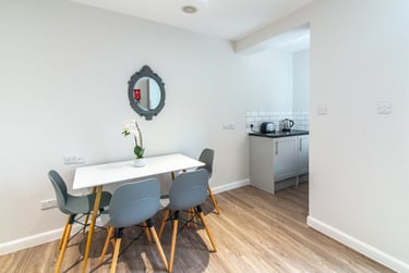 4 bed house, Cauldon Road, Shelton, Stoke, ST42ED - Image 6