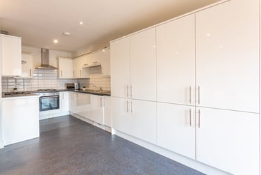 8 bed flat, St Hilds Lane, Claypath, Durham, DH11QL - Image 3