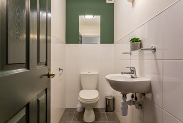 6 bed flat, St Hilds Lane, Claypath, Durham, DH11QL - Image 6