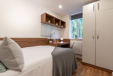 5 bed flat, Jesmond View, Sandyford, Newcastle, NE24DF - Image 2