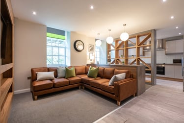 7 bed flat, Jesmond View, Sandyford, Newcastle, NE24DF - Image 1