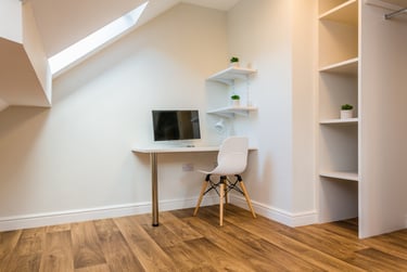 4 bed flat, St Hilds Lane, Claypath, Durham, DH11QL - Image 7