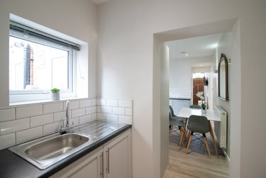 4 bed house, Cauldon Road, Shelton, Stoke, ST42ED - Image 7