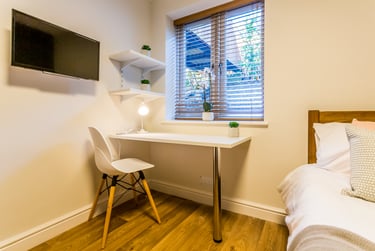 8 bed flat, St Hilds Lane, Claypath, Durham, DH11QL - Image 10