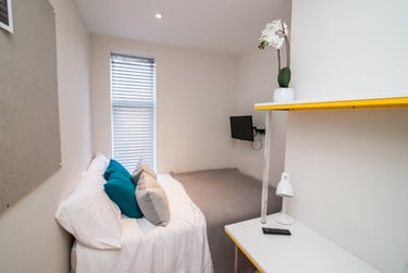 4 bed house, Beresford Street, Shelton, Stoke, ST42ES - Image 12