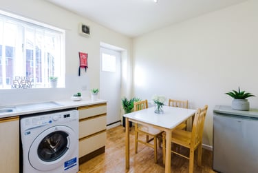 2 bed house, Aquarius Lane, Charlestown, Salford, M66HE - Image 9
