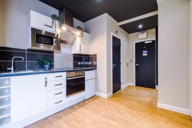 1 bed studio, Flat 7, 160 Upper New Walk, Highfields, Leicester, LE17QA - Image 8