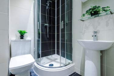 1 bed studio, Flat 5, 160 Upper New Walk, Highfields, Leicester, LE17QA - Image 2