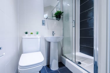 1 bed studio, Flat 14, 160 Upper New Walk, Highfields, Leicester, LE17QA - Image 8