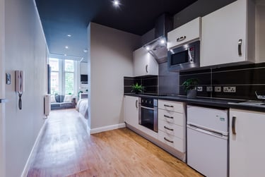 1 bed studio, Flat 10, 160 Upper New Walk, Highfields, Leicester, LE17QA - Image 2