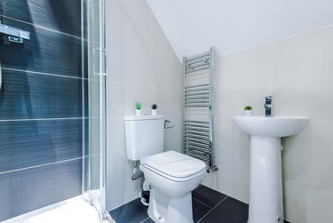 1 bed studio, Flat 16, 160 Upper New Walk, Highfields, Leicester, LE17QA - Image 11