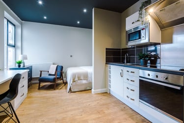 1 bed studio, Flat 7, 160 Upper New Walk, Highfields, Leicester, LE17QA - Image 2
