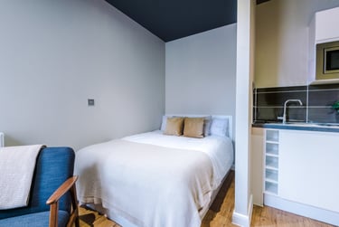 1 bed studio, Flat 7, 160 Upper New Walk, Highfields, Leicester, LE17QA - Image 9