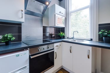 1 bed studio, Flat 9, 160 Upper New Walk, Highfields, Leicester, LE17QA - Image 10