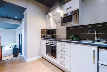 1 bed studio, Flat 11, 160 Upper New Walk, Highfields, Leicester, LE17QA - Image 2