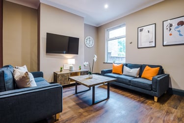 6 bed house, 77 Davenport Avenue, Withington, Manchester, M203FS - Image 1