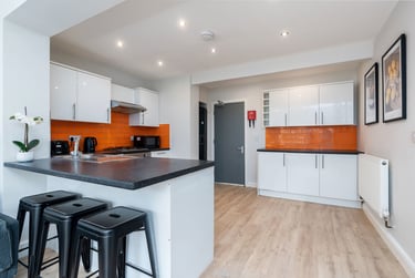 6 bed house, 8 Holcombe Road, Fallowfield, Manchester, M146QX - Image 4