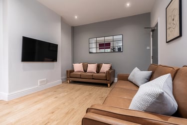 5 bed house, 127 Radford Boulevard, Radford, Nottingham, NG73BS - Image 1