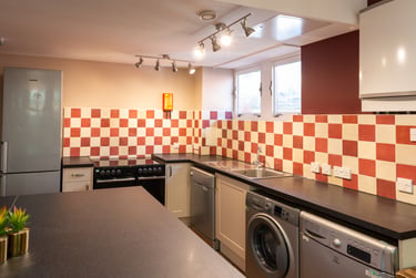 5 bed house, Flat E Bishop Blackall School, St James, Exeter, EX46BP - Image 4