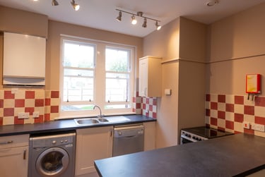 2 bed house, Flat C Bishop Blackall School, St James, Exeter, EX46BP - Image 2