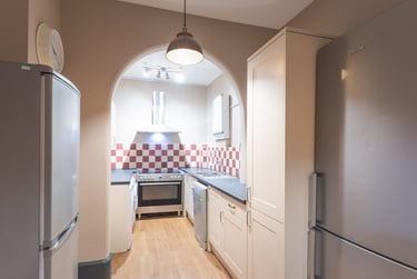 6 bed house, Flat D Bishop Blackall School, St James, Exeter, EX46BP - Image 2