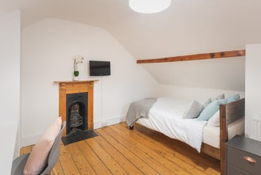 4 bed house, 4 Old Park Road, St Sidwells, Exeter, EX44EZ - Image 9
