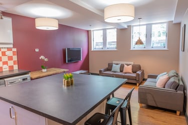 5 bed house, Flat E Bishop Blackall School, St James, Exeter, EX46BP - Image 1