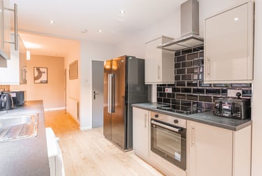 6 bed house, 74 Kimbolton Avenue, Radford, Nottingham, NG71PT - Image 5