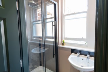 2 bed house, Flat C Bishop Blackall School, St James, Exeter, EX46BP - Image 5
