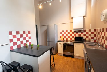 4 bed house, Flat P Bishop Blackall School, St James, Exeter, EX46BP - Image 4