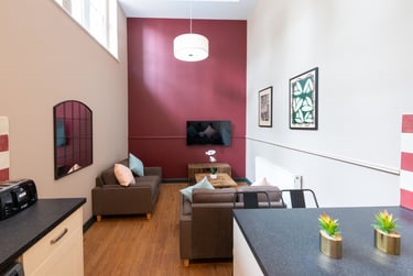 4 bed house, Flat P Bishop Blackall School, St James, Exeter, EX46BP - Image 1