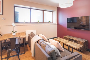 3 bed house, Flat R Bishop Blackall School, St James, Exeter, EX46BP - Image 1