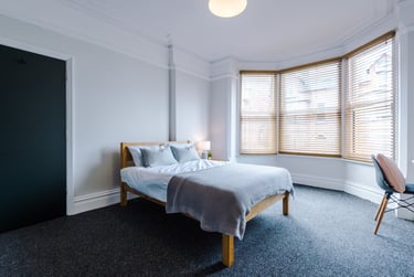 6 bed house, 16 Seely Road, Radford, Nottingham, NG71NU - Image 2