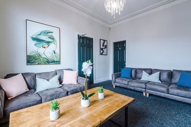 6 bed house, 114 Woodsley Road, Hyde Park, Leeds, LS31DU - Image 1