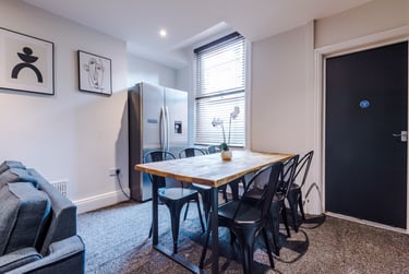 7 bed house, 9 Manor Drive, Hyde Park, Leeds, LS61DE - Image 13