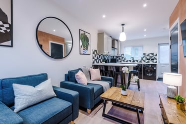 2 bed house, Capricorn Way, Charlestown, Salford, M66HD - Image 1