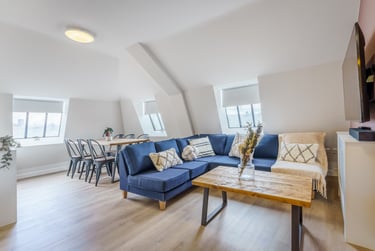 6 bed house, Flat 11, Isca Lofts, St Sidwells, Exeter, EX46AL - Image 1