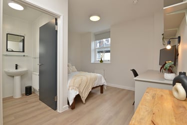 6 bed house, Flat 4, Isca Lofts, St Sidwells, Exeter, EX46AL - Image 9