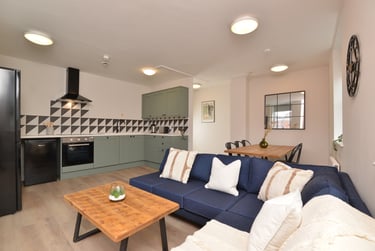 6 bed house, Flat 4, Isca Lofts, St Sidwells, Exeter, EX46AL - Image 4