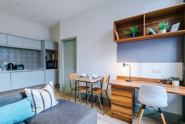 1 bed studio, Rodney Street, City Centre, Liverpool, L19ED - Image 1