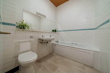 1 bed house, Flat 1, Mayfair Court, Fallowfield, Manchester, M146NS - Image 4