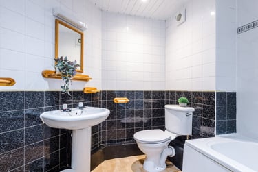 3 bed house, Flat 4, Newton House, Fallowfield, Manchester, M146ZX - Image 2