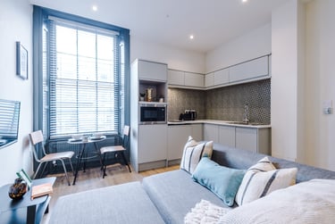1 bed studio, Rodney Street, City Centre, Liverpool, L19ED - Image 1