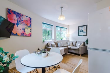 4 bed house, Rolleston Drive, Lenton, Nottingham, NG71JT - Image 1