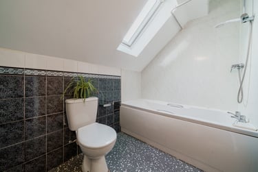 5 bed house, Flat 12, Lowry House, Fallowfield, Manchester, M146ZT - Image 5