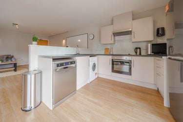 2 bed house, Flat 52, Mayfair Court, Fallowfield, Manchester, M146NS - Image 7