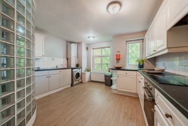 5 bed house, Flat 12, Lowry House, Fallowfield, Manchester, M146ZT - Image 2